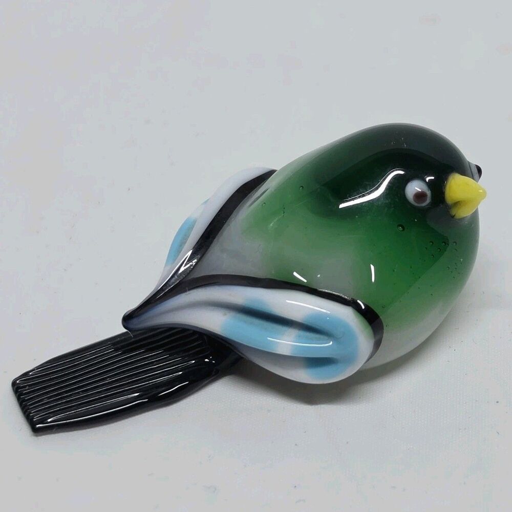 Vintage Murano Art Glass Green Bird Sparrow Mini Figurine Italy